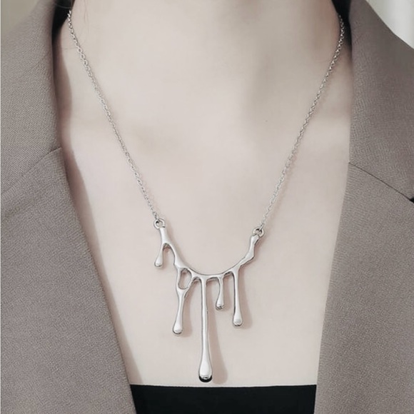 Melting Metal Dripping Droplet Blood Liquid Water Goth Edgy Vamp Two Way Pendant - Picture 5 of 16